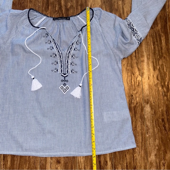 EUC Abercrombie & Fitch peasant blouse blue striped top boho bohemian A&F XSmall - Picture 8 of 9